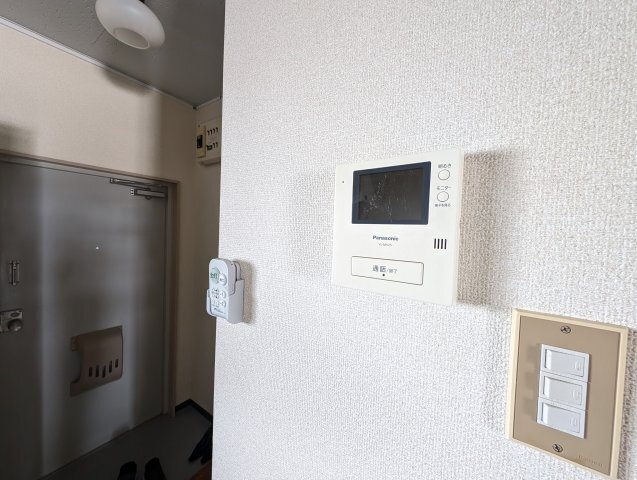 拡大写真:サンロード戸崎 3階303のセキュリティ