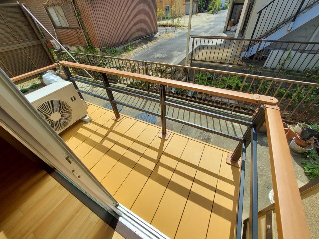 拡大写真:フォーブル柳原 1階101のバルコニー