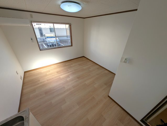 拡大写真:ナノハウス 1階103の居間
