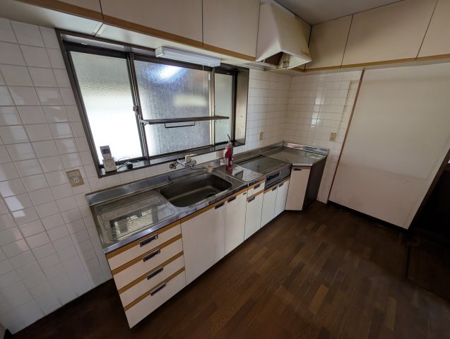拡大写真:粟野西1-424戸建 1階1のキッチン