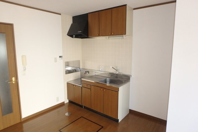 拡大写真:DUPLEX ITO C 1階103のキッチン