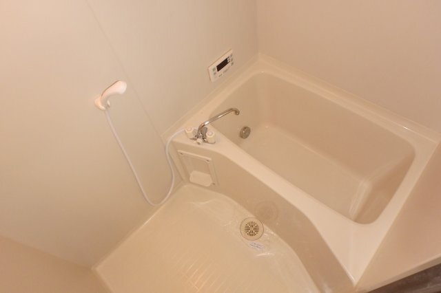 拡大写真:DUPLEX ITO C 1階103の風呂