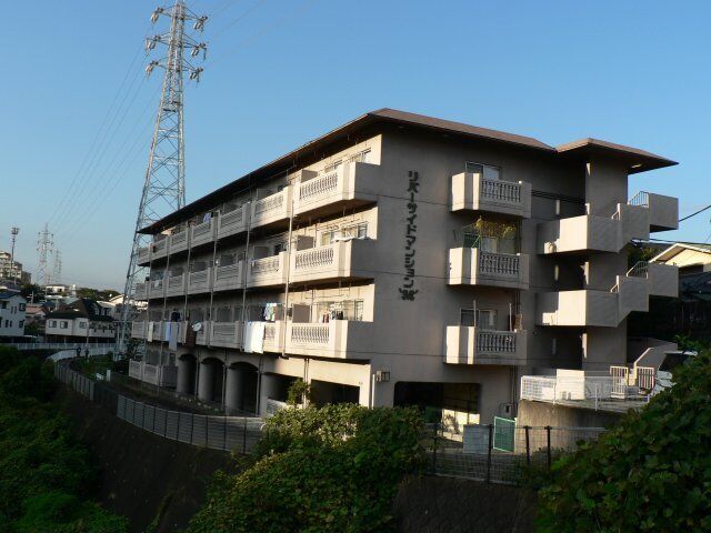 ホームメイト】三島市壱町田 4階403