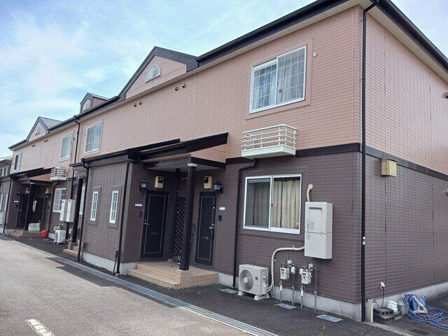 コスモワタナベの外観