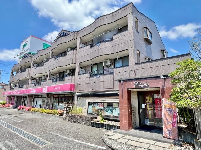 拡大写真:幟り道第三ハイツ 3階303の外観写真(昼)