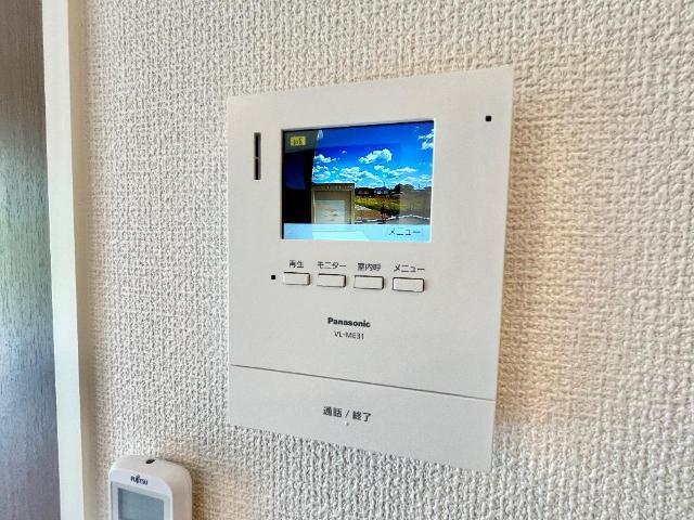 拡大写真:カーサ・デ・アモール 1階101のカメラ付インターホン