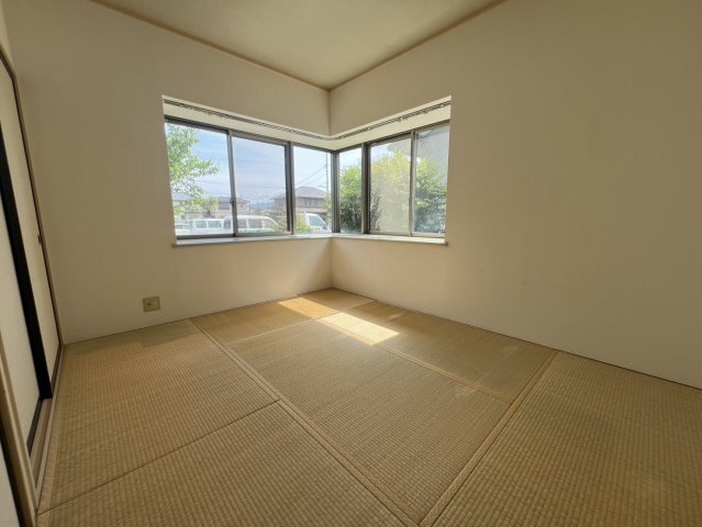 拡大写真:樋ノ口ハイツ 1階B-101の日当たりの良いお部屋です