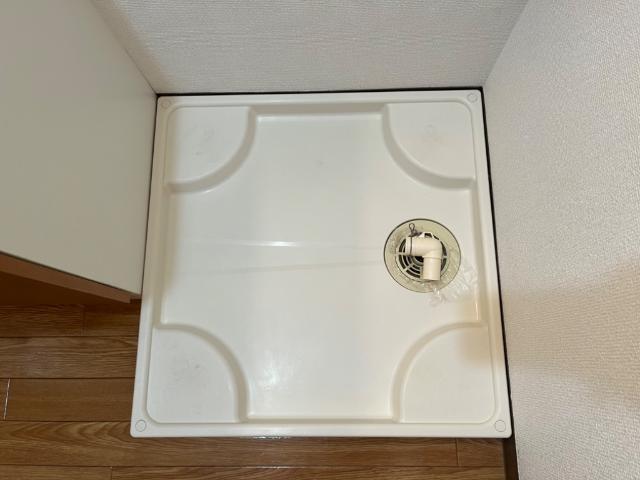 拡大写真:コンフォースコートI 1階101の洗濯機置き場