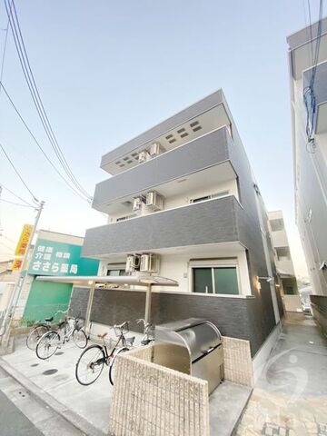 拡大写真：Calm Hills Ⅱ番館 3階303の外観