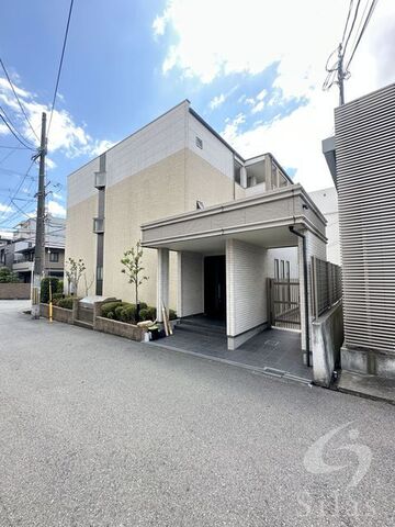 拡大写真:グレースコート 3階301の外観