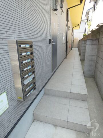 拡大写真:Casa del canario 諏訪ノ森 1階102の外観