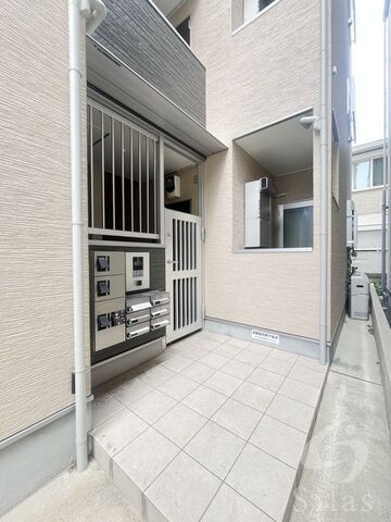 拡大写真:大阪市生野区林寺6丁目 2階202の外観