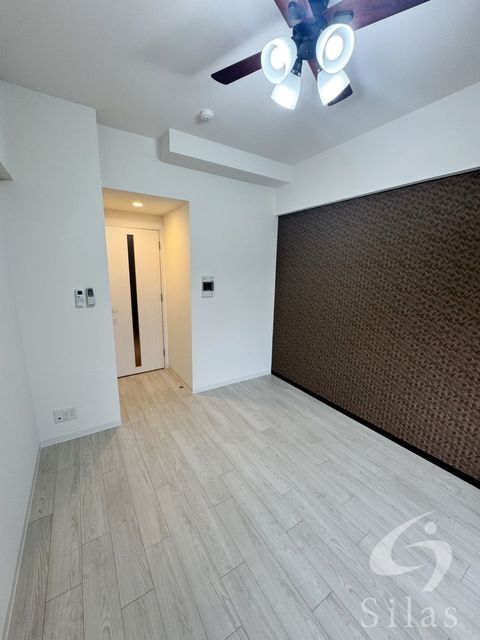 拡大写真:Luxe住吉公園 4階405の内観