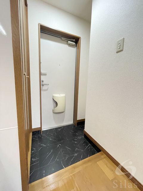拡大写真:グランソレイユK&J壱番館 2階211の内観