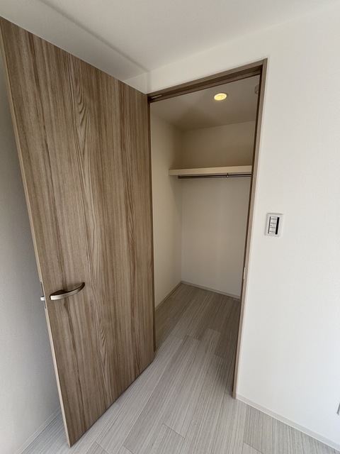 拡大写真:堺市堺区綾之町東1丁 2階207の内観