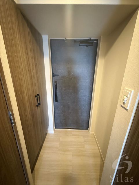 拡大写真:S-RESIDENCE堺湊駅前azure 7階706の内観