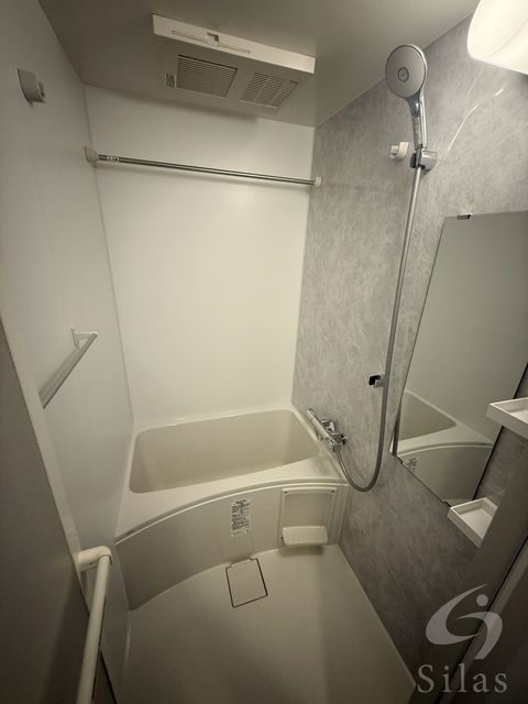 拡大写真:S-RESIDENCE堺湊駅前azure 7階706の内観