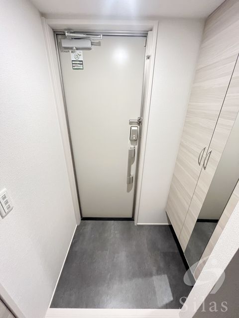 拡大写真:トリシア千躰 3階301の内観