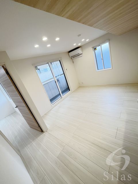 拡大写真：トリシア千躰 3階302の内観