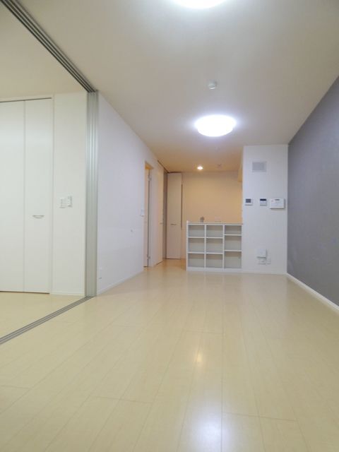 拡大写真:D-room y 2階206の内観