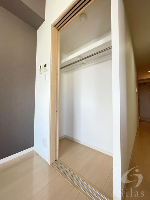 拡大写真:アルモニー中もず 7階702の内観