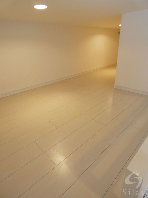 拡大写真:Casa del canario 諏訪ノ森 1階102の内観