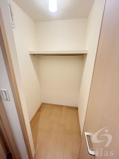 拡大写真:こもれびガーデン 1階101の内観