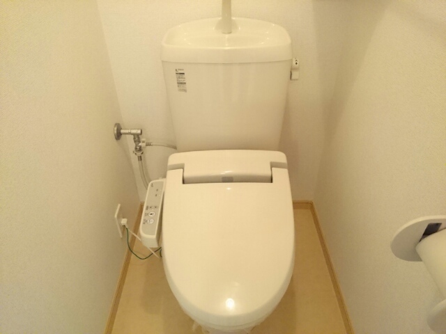 拡大写真:リバーコート浅香 2階203の内観