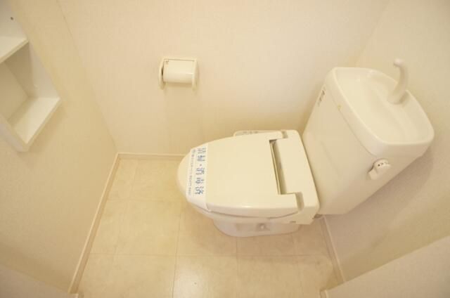 拡大写真:世田谷区若林1丁目 1階1Bのトイレ