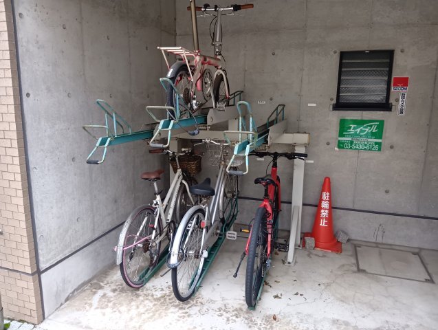 拡大写真:世田谷区三軒茶屋1丁目 2階202のその他共有部分