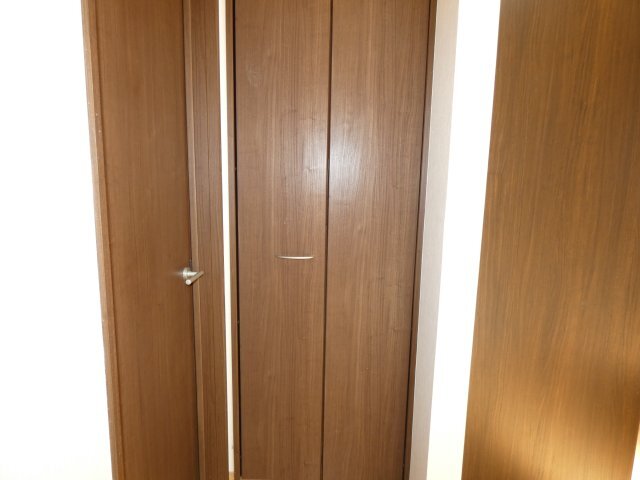 拡大写真:目黒区駒場1丁目 3階303の収納