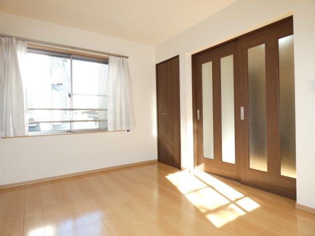 拡大写真:目黒区駒場1丁目 3階303の居間