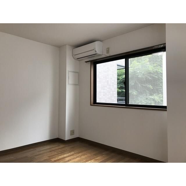 拡大写真:世田谷区三軒茶屋1丁目 3階301の居間
