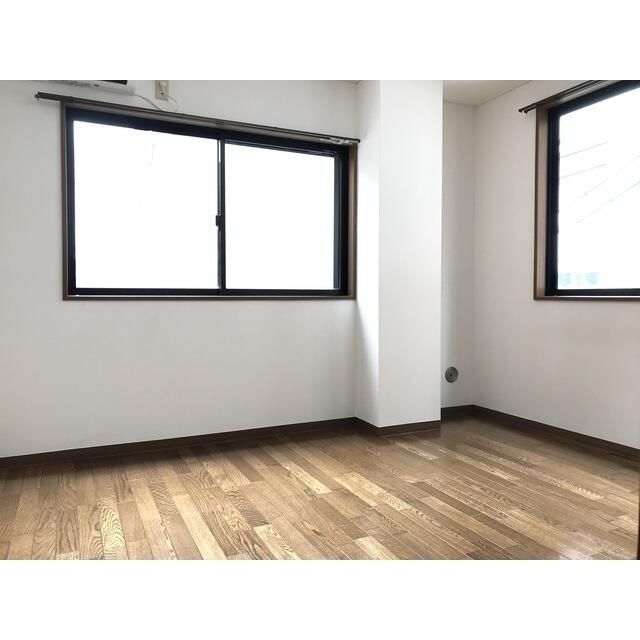 拡大写真:世田谷区三軒茶屋1丁目 3階301の寝室