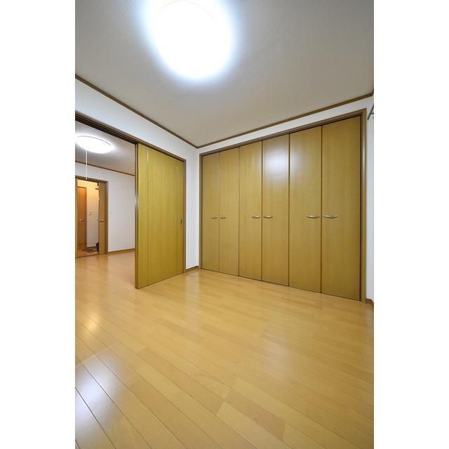 拡大写真:世田谷区代田4丁目 2階201の居間