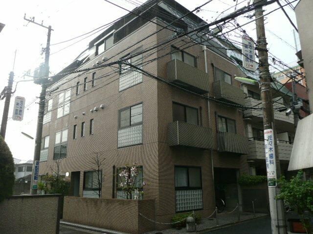 世田谷区三軒茶屋1丁目の外観