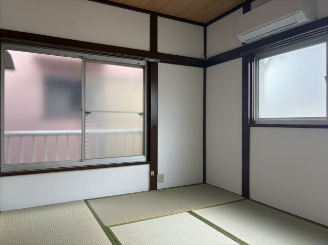 拡大写真:世田谷区代沢5丁目 2階202の居間