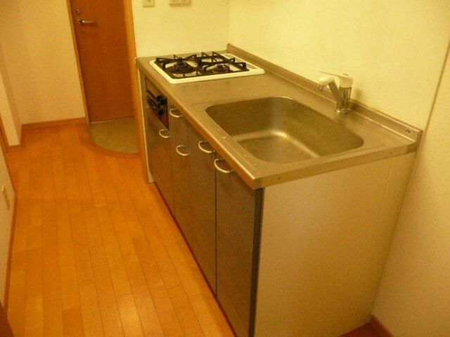 拡大写真:世田谷区三軒茶屋1丁目 2階202のキッチン