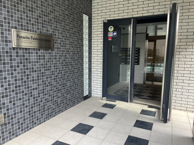 拡大写真:世田谷区玉川4丁目 4階401のエントランス