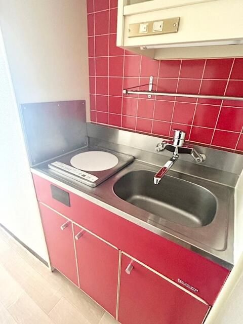 拡大写真:世田谷区三軒茶屋2丁目 4階405のキッチン