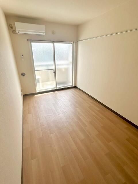 拡大写真:世田谷区三軒茶屋2丁目 4階405の寝室