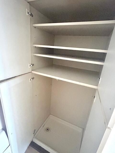 拡大写真:世田谷区三軒茶屋2丁目 4階405のその他