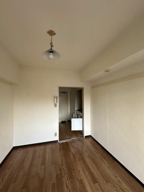 拡大写真:世田谷区三軒茶屋2丁目 4階403の寝室