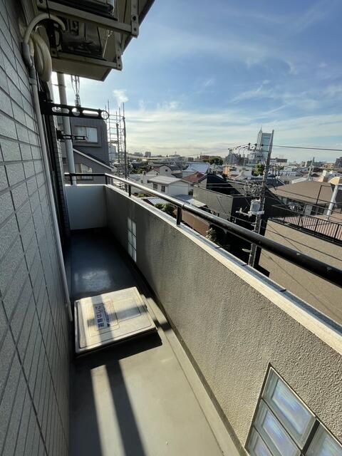 拡大写真:世田谷区上野毛4丁目 4階404のバルコニー