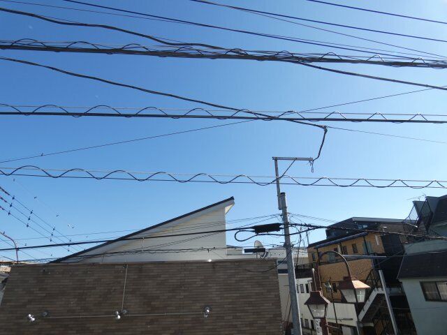 拡大写真:狛江市岩戸北4丁目 2階203の外観
