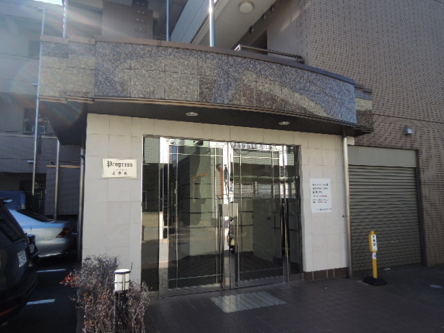 拡大写真:世田谷区喜多見8丁目 3階301のエントランス