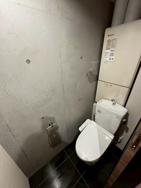拡大写真:世田谷区成城6丁目 5階601のトイレ