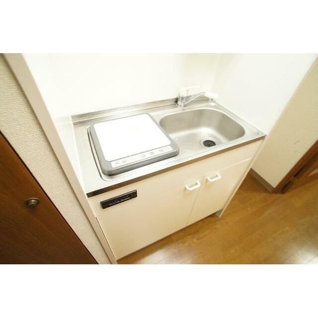 拡大写真:世田谷区砧8丁目 1階103のキッチン