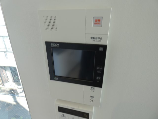 拡大写真：世田谷区砧４丁目 3階301のセキュリティ