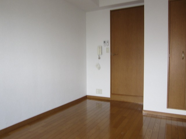 拡大写真:世田谷区千歳台3丁目 1階105の寝室